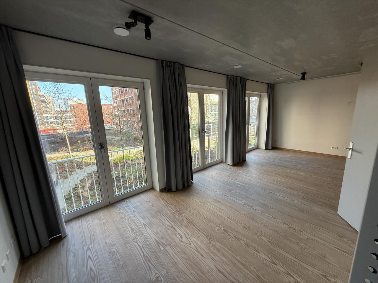 Studio te huur: Houthavenweg 87, Amsterdam