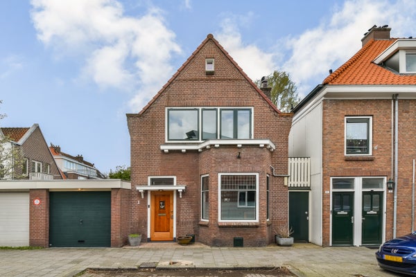 Huis Anthonie Muysstraat 1 in Schiedam