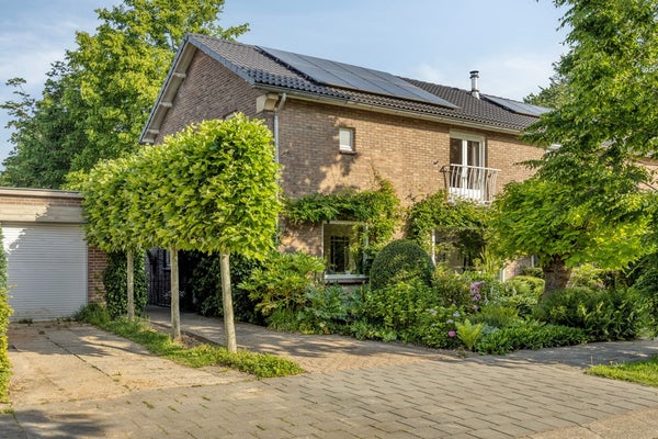 Alberdingk Thijmlaan 3 in Geleen