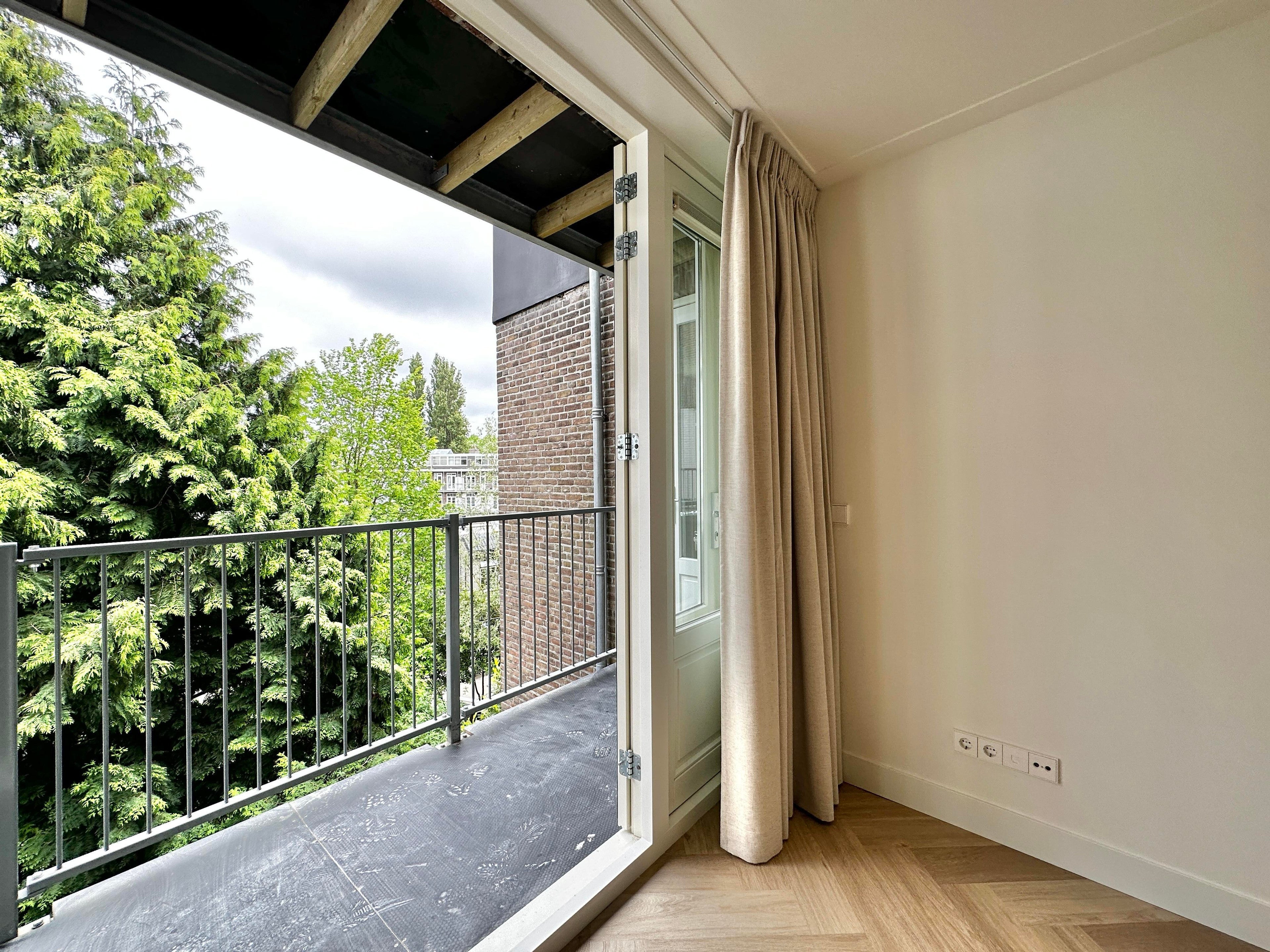 Woning te huur: Admiraal De Ruijterweg, Amsterdam