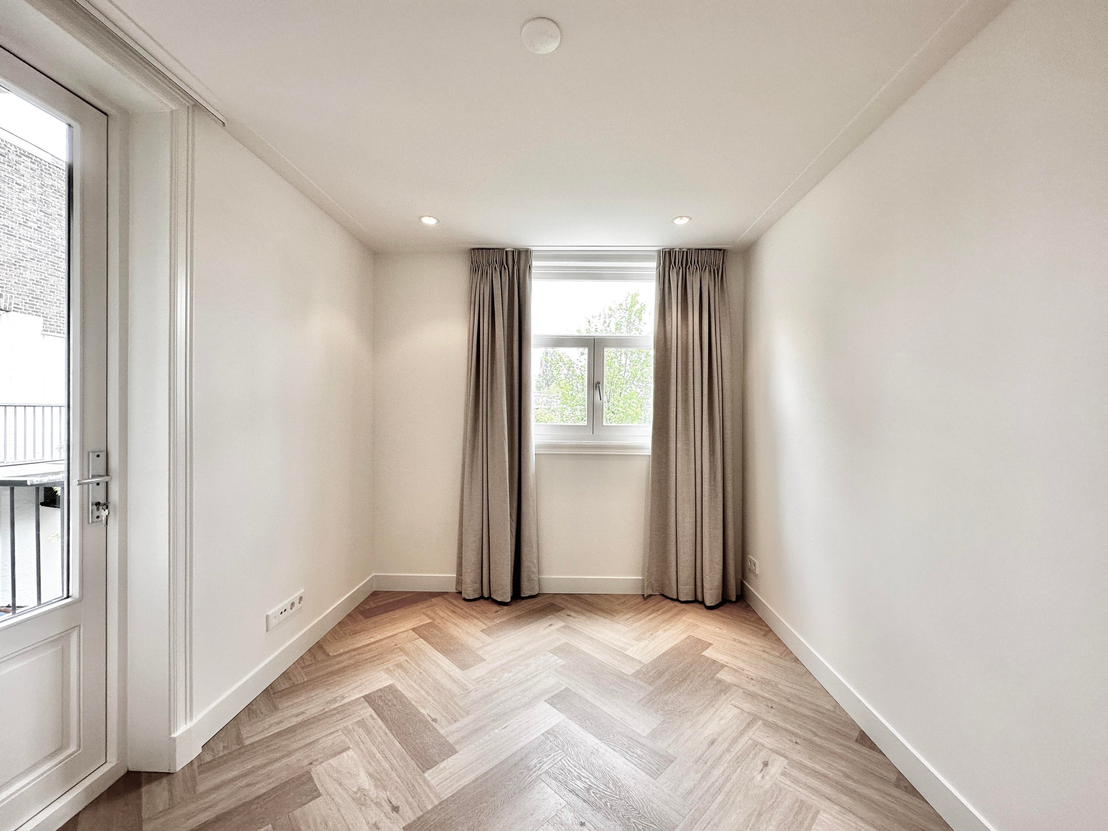 Woning te huur: Admiraal De Ruijterweg, Amsterdam