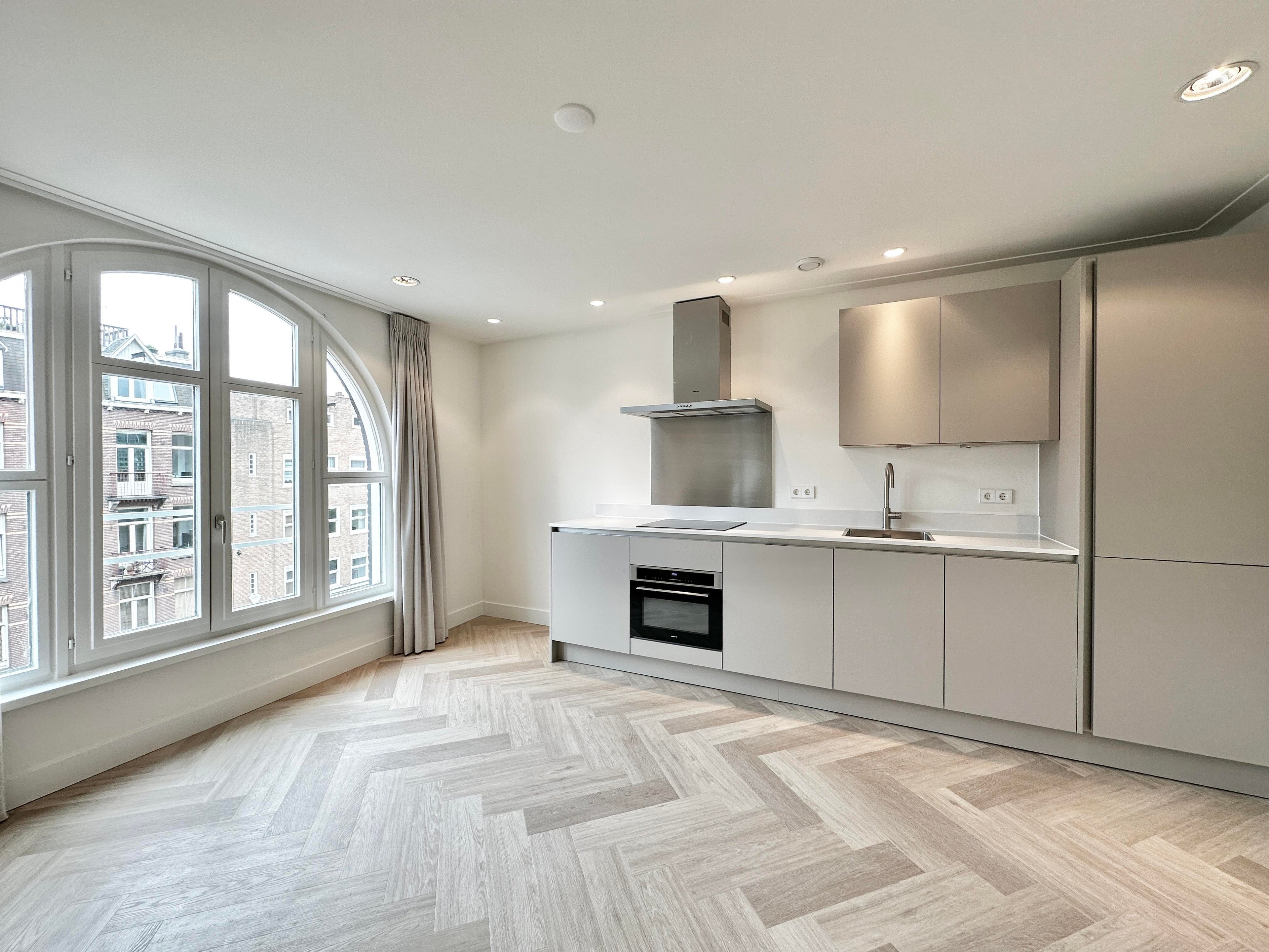 Flat Admiraal De Ruijterweg