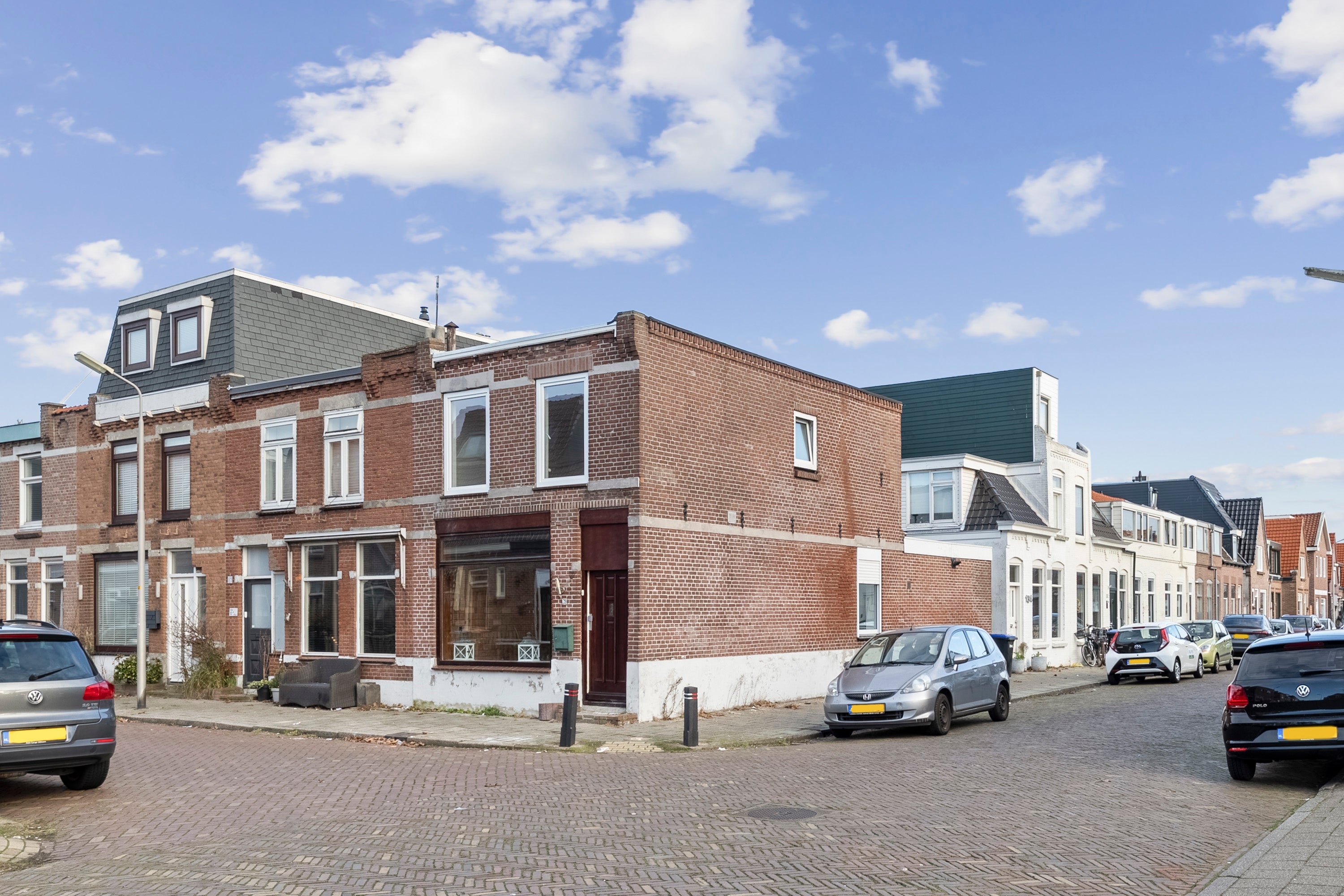 Casembrootstraat