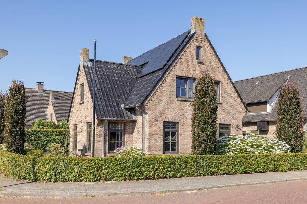 Vrijstaande woning te koop: Klaproos 1, Harbrinkhoek