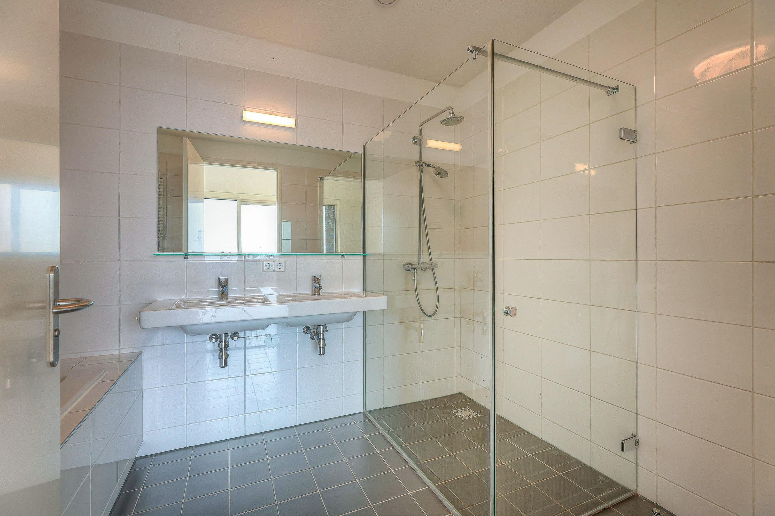 Appartement te huur: Emmy Andriessestraat 582, Amsterdam