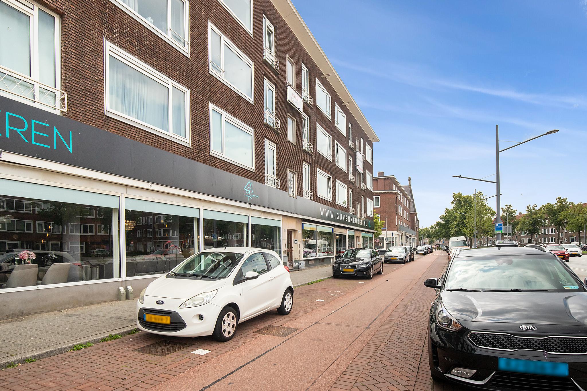 Appartement Dorpsweg in Rotterdam