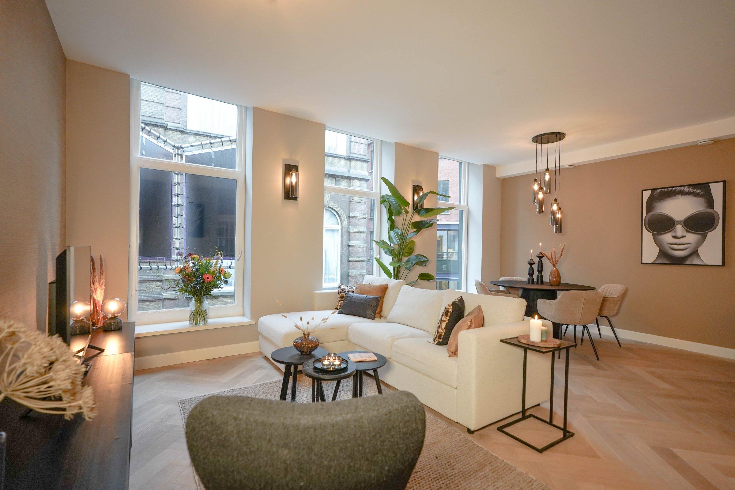 Woning te huur: Lange Houtstraat, 'S-Gravenhage