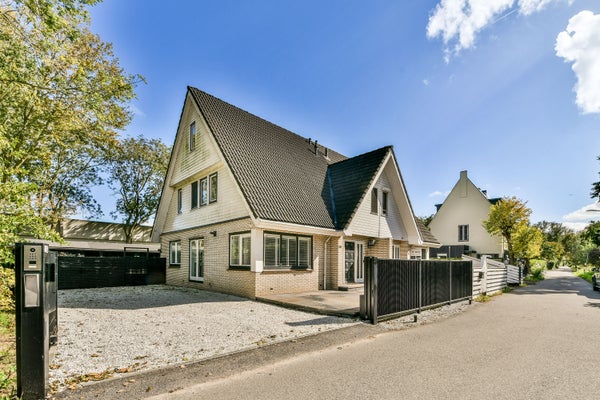 Huis Groenlandse kade in Vinkeveen