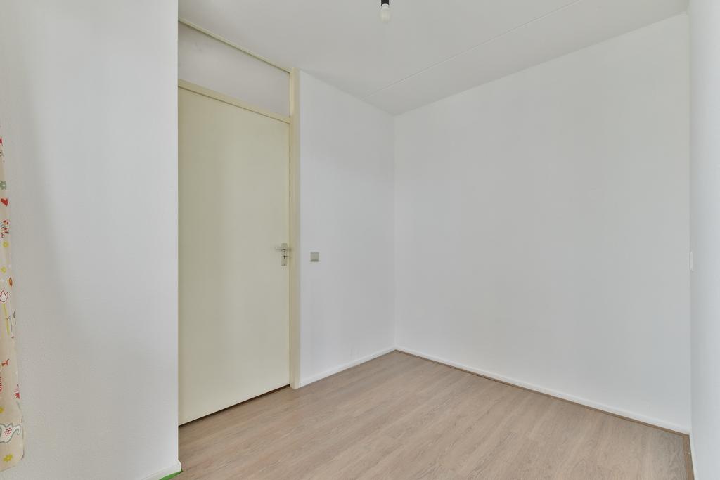 Appartement aan de Oudezijds Voorburgwal in Amsterdam (1012 EM)