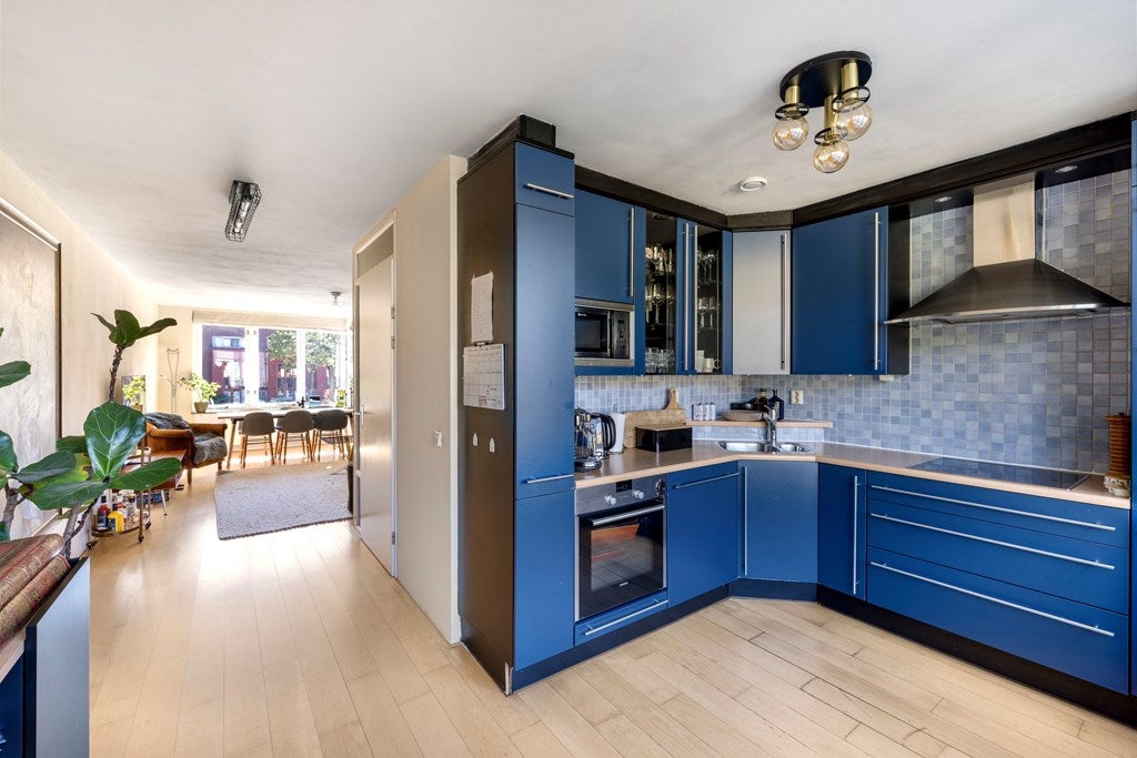 Tussenwoning te koop: Valutaboulevard 47, Amsterdam