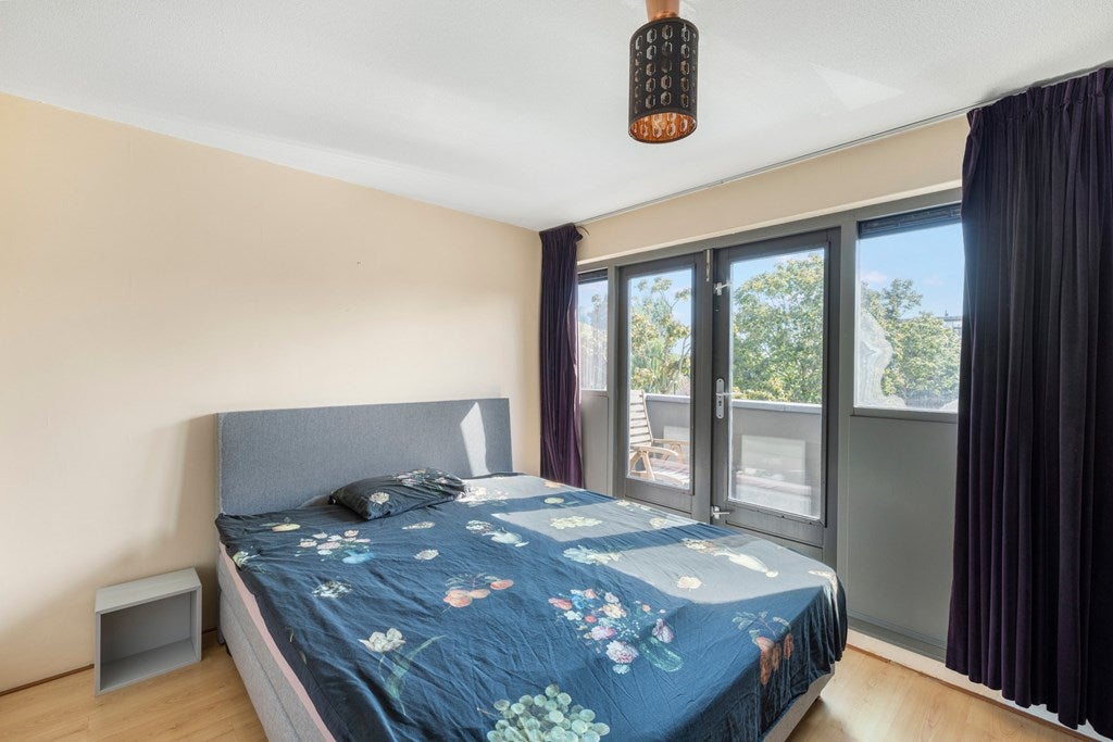 Tussenwoning te koop: Valutaboulevard 47, Amsterdam