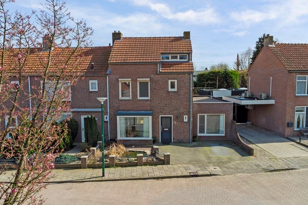 Huis Koningin Julianastraat 44 in Bergeijk