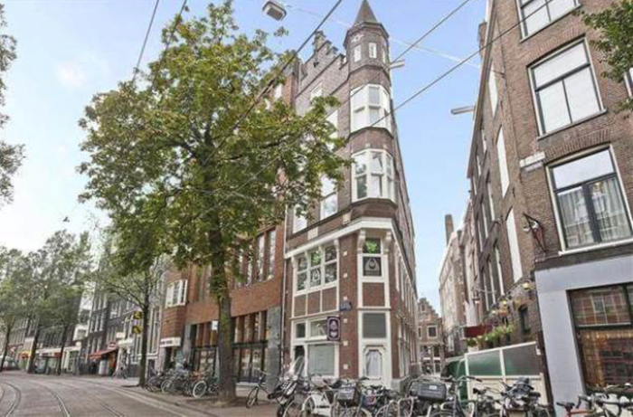 Te huur: Appartement Nieuwezijds Voorburgwal 324 E in Amsterdam