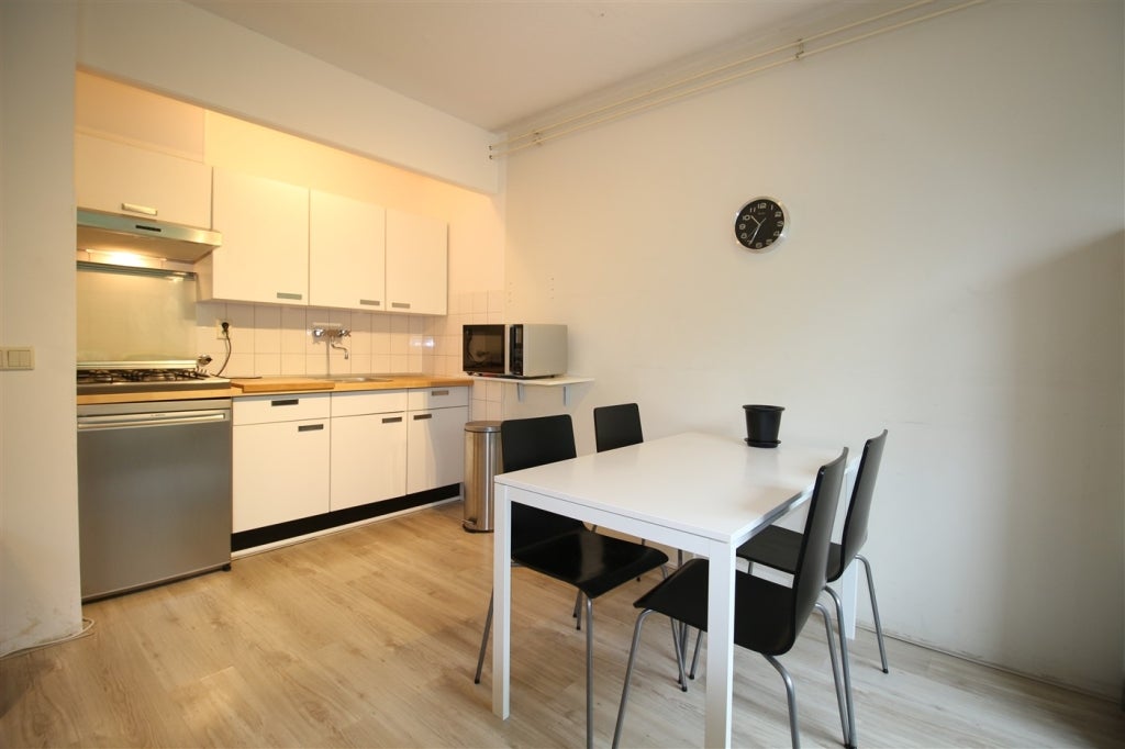 Woning te huur: Dostojevskisingel, Amsterdam