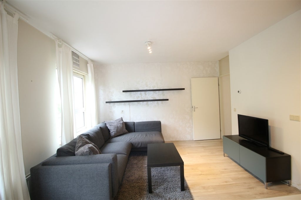 Woning te huur: Dostojevskisingel, Amsterdam