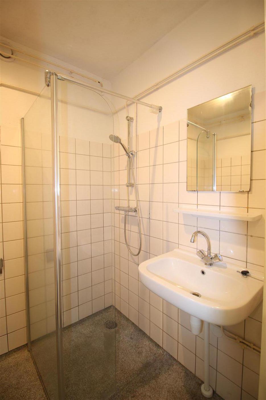 Woning te huur: Dostojevskisingel, Amsterdam