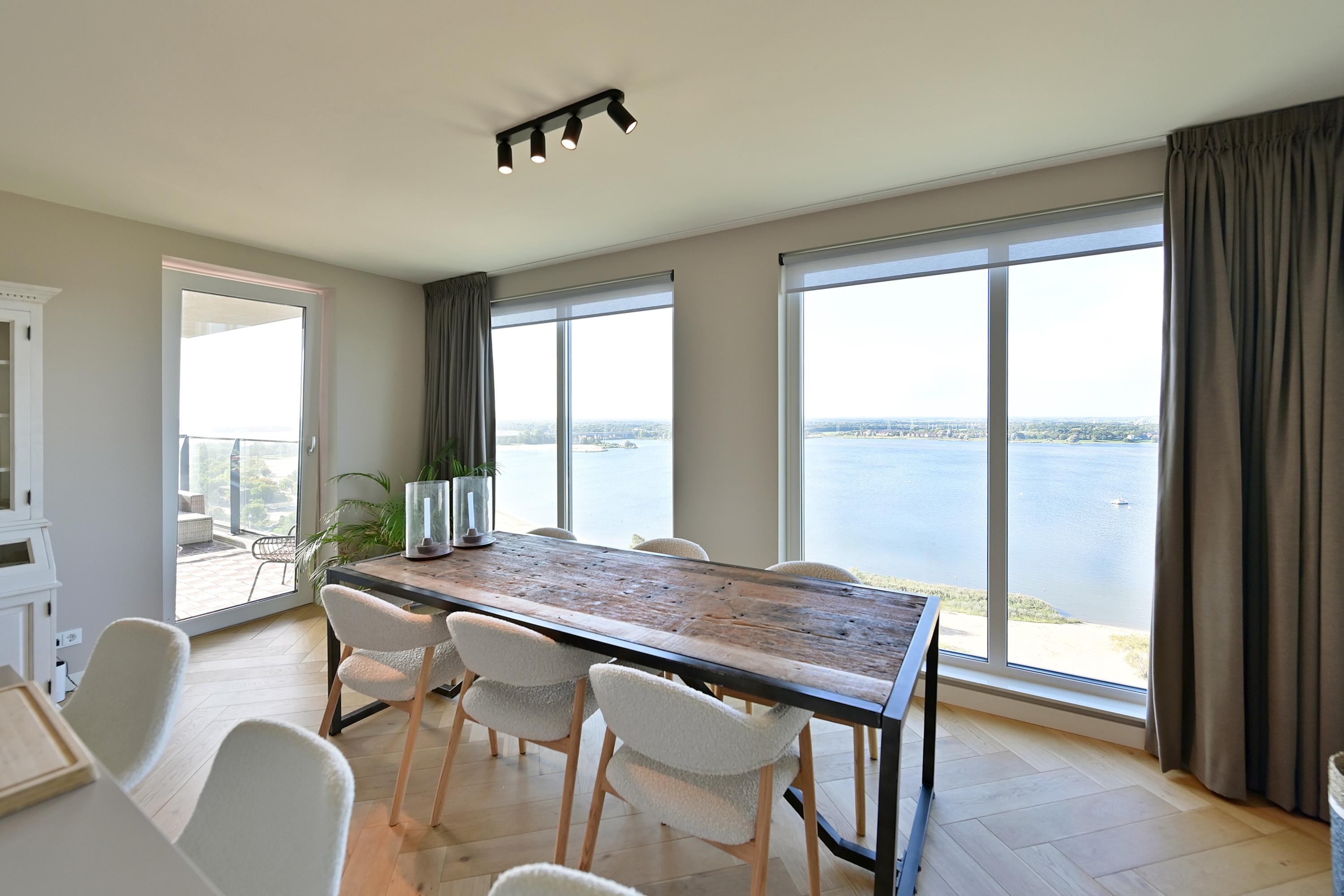 Appartement te huur: Zeeduinweg 540, Almere