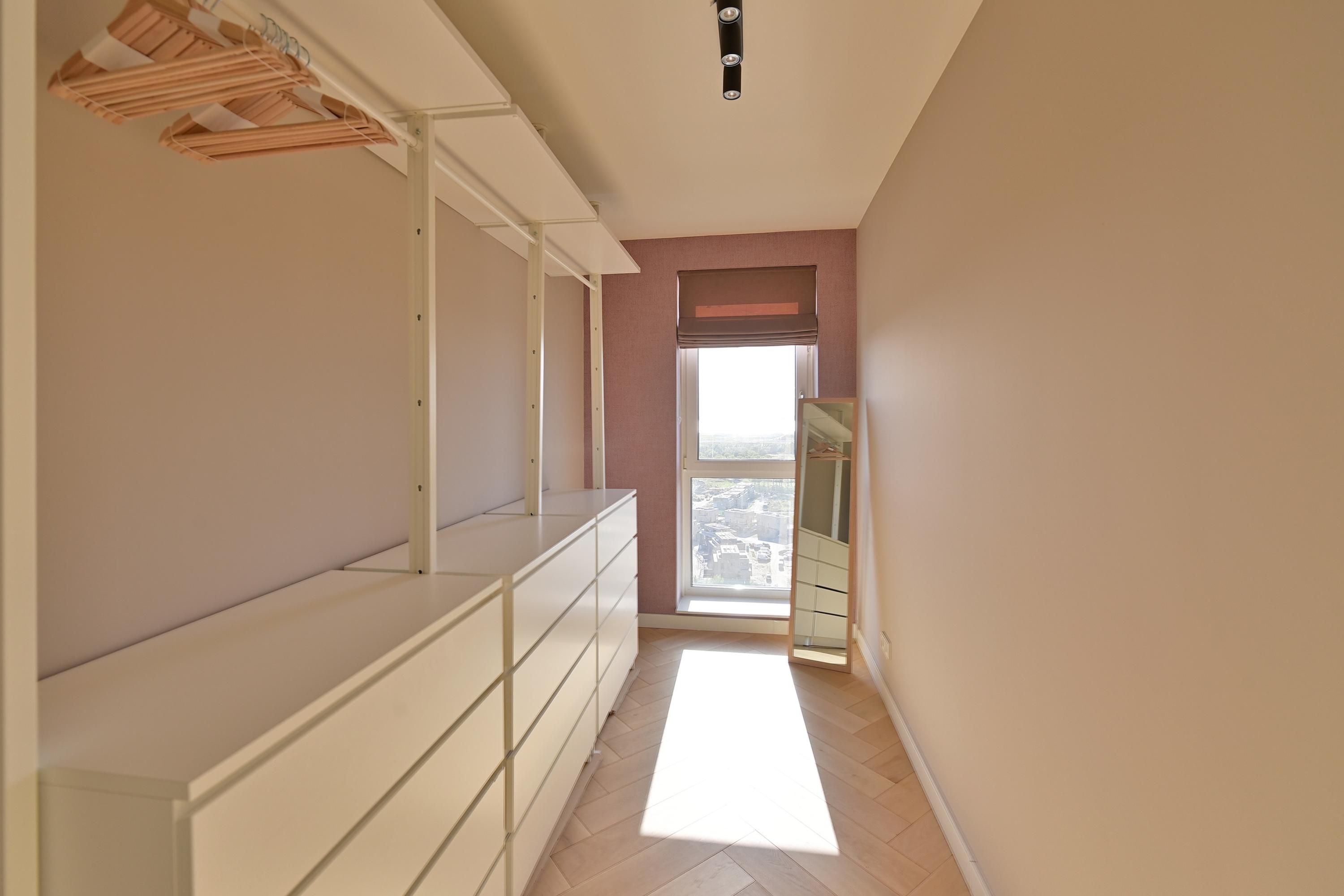 Appartement te huur: Zeeduinweg 540, Almere