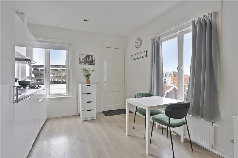 Studio te koop: Grote Houtstraat 7E, Haarlem