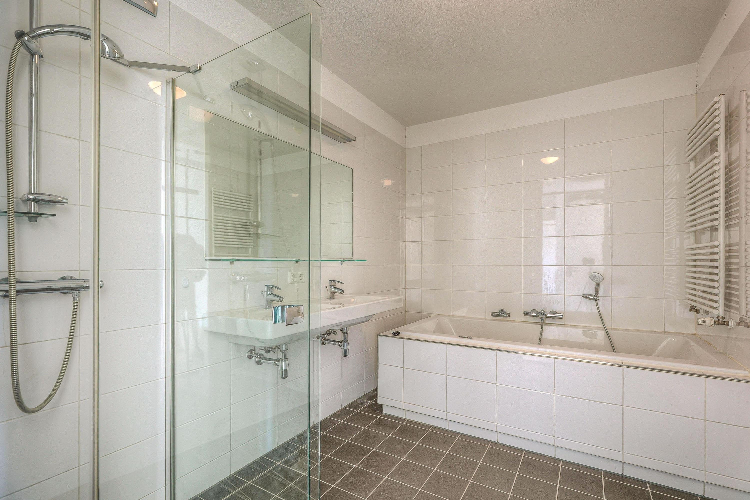 Appartement te huur: Emmy Andriessestraat 502, Amsterdam
