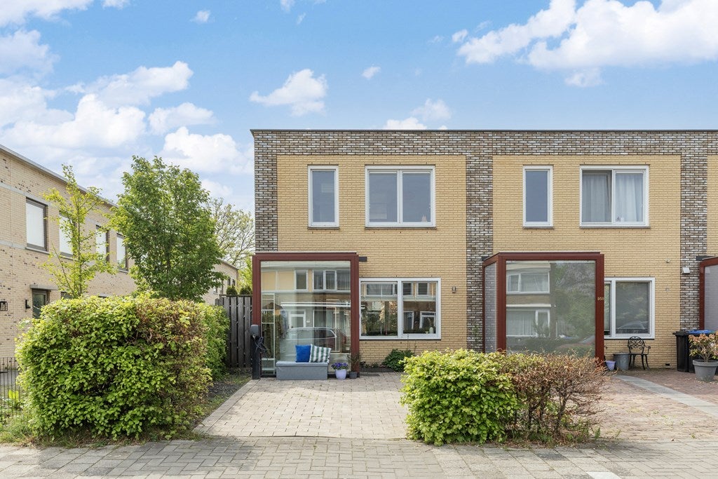Huis Kostverlorenstraat 957 in Weesp