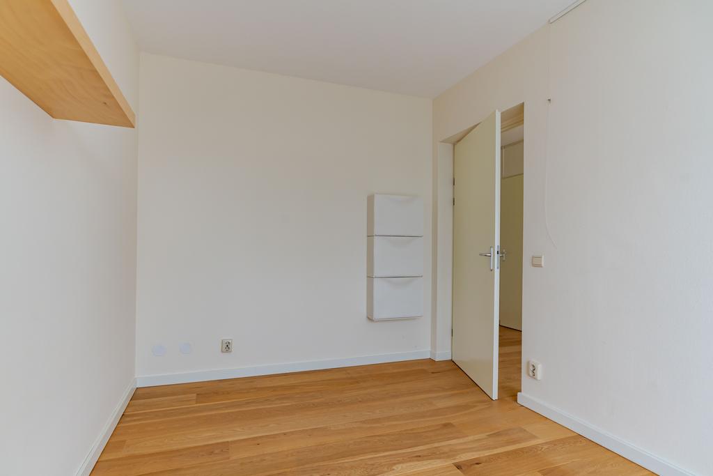 Te huur Appartement Burgemeester De Monchyplein 227 in Den Haag