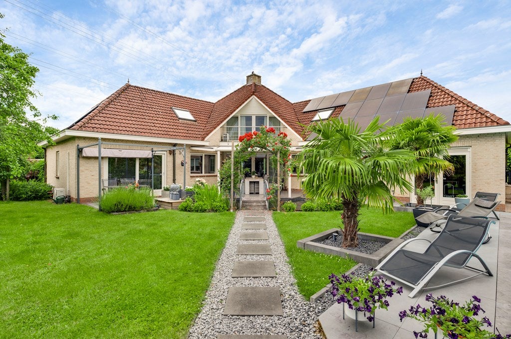 Vrijstaande woning te koop: Sjaak Kruijssenlaan 2, Eindhoven