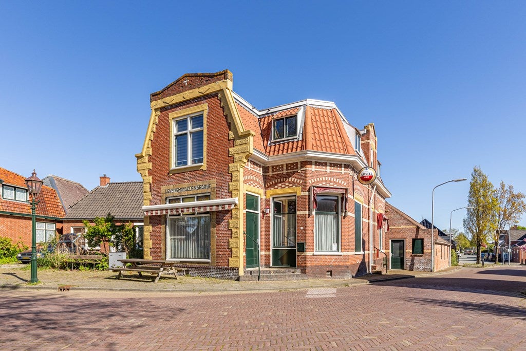 Huis 't Loug 23 in Spijk