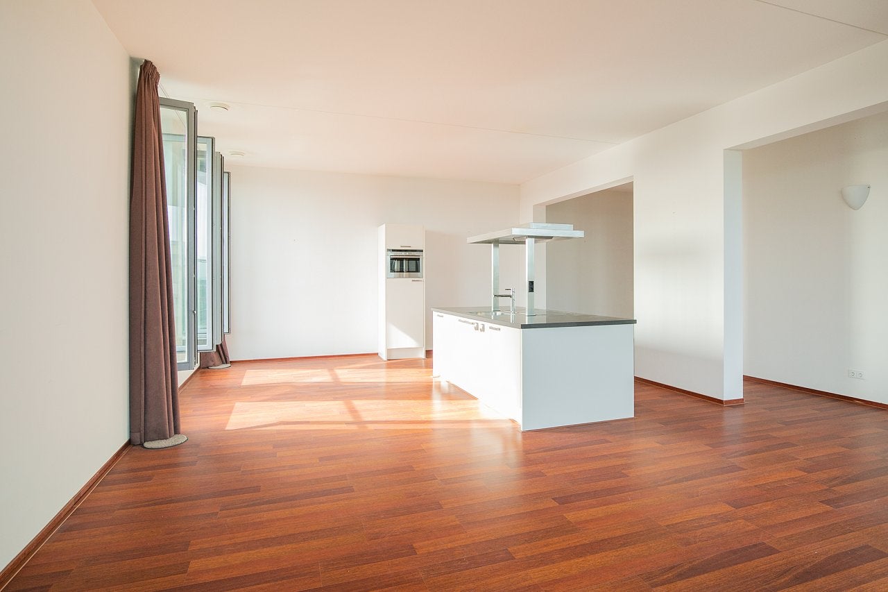 Flat Veemkade 546