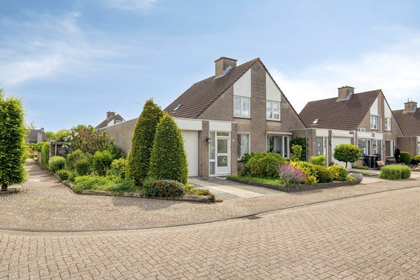 Bollardveen 6 in Steenbergen
