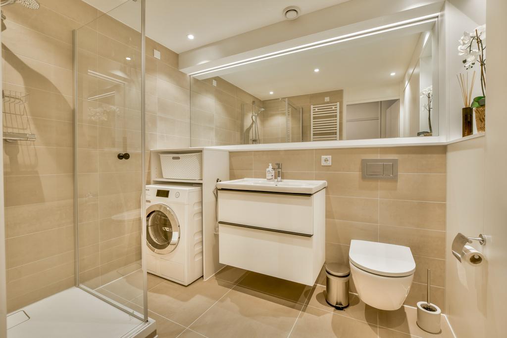 Woning te huur: Sarphatistraat, Amsterdam