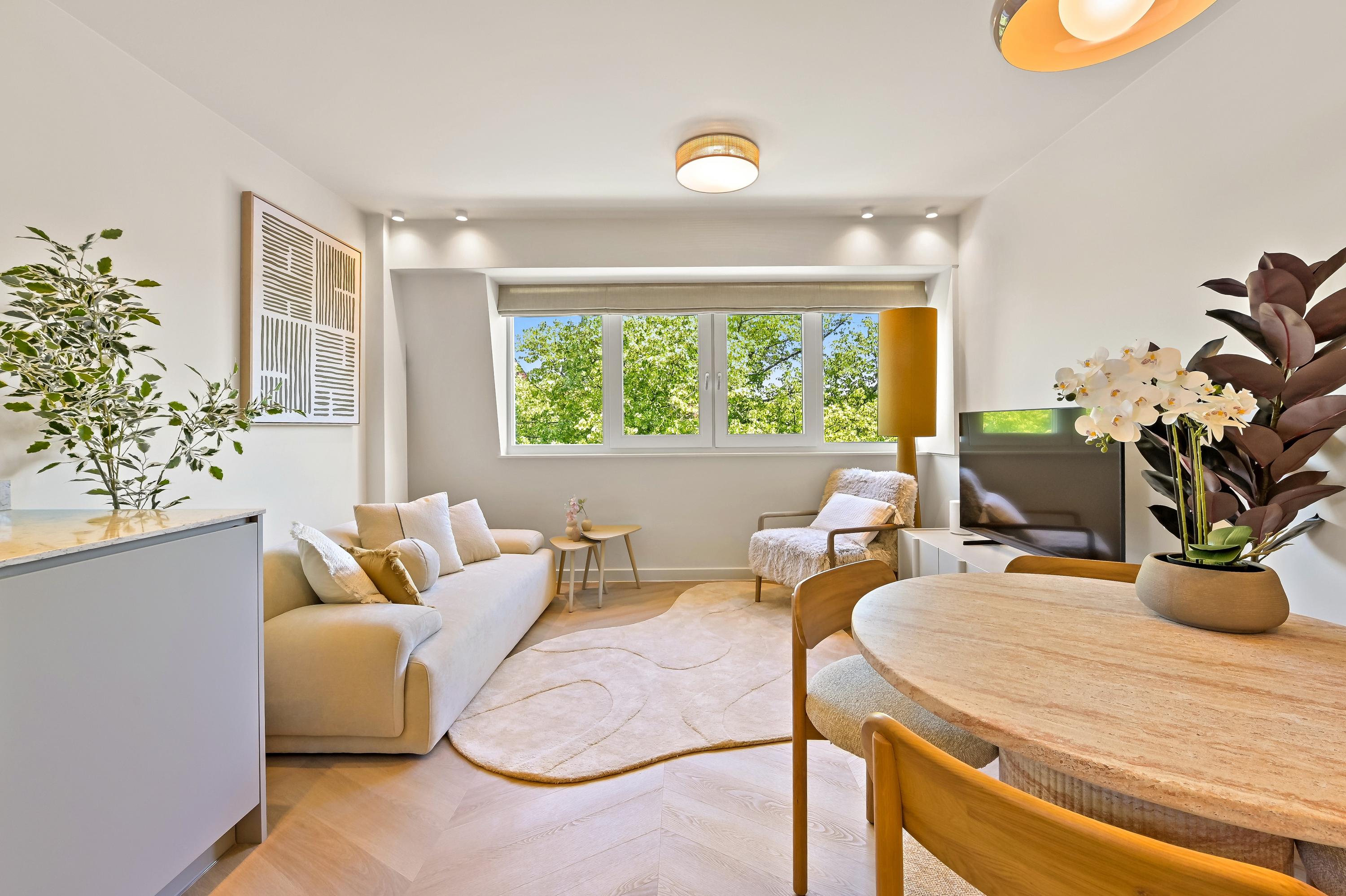 Studio te huur: Jan van Nassaustraat 16G, 'S-Gravenhage