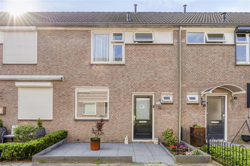 Huis Philip van Almondestraat 10 in Den Bosch