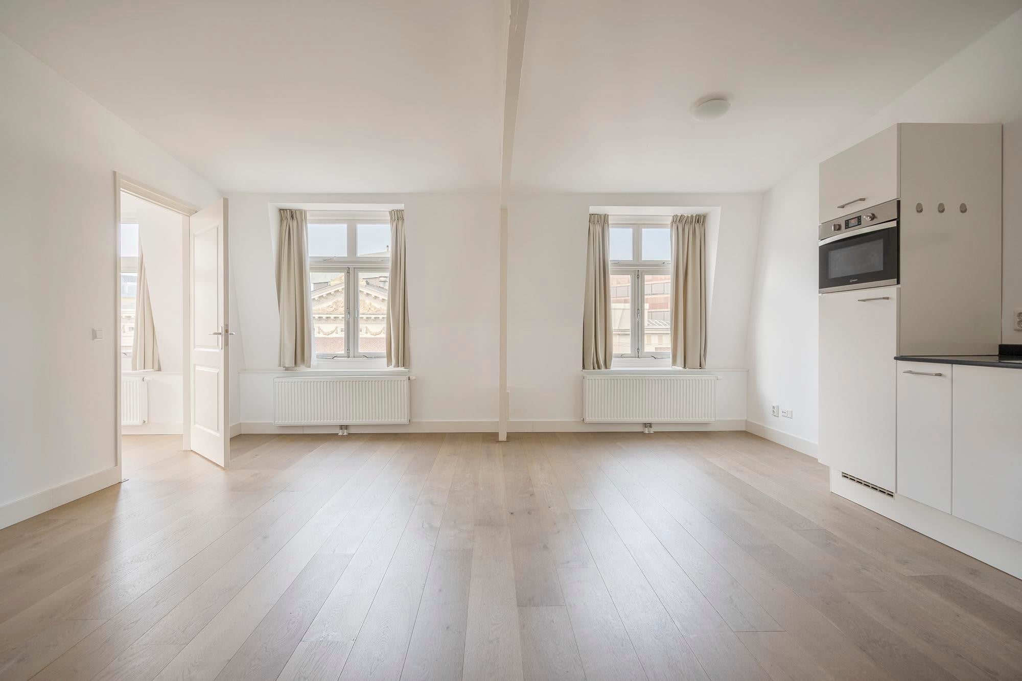 Te huur Appartement Burgemeester van Karnebeeklaan in Den Haag