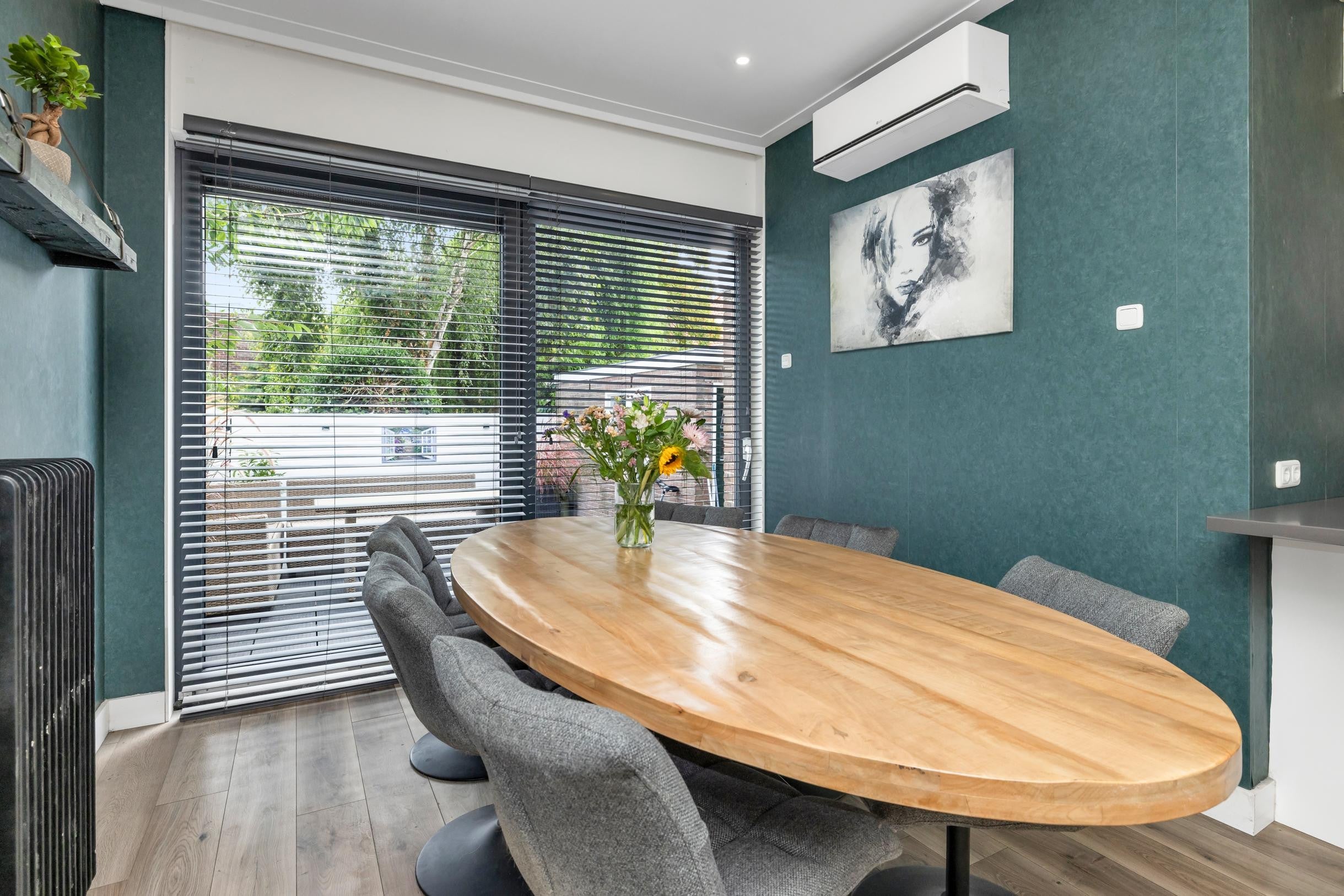 Hoekwoning te koop: Groningerstraatweg 70, Leeuwarden