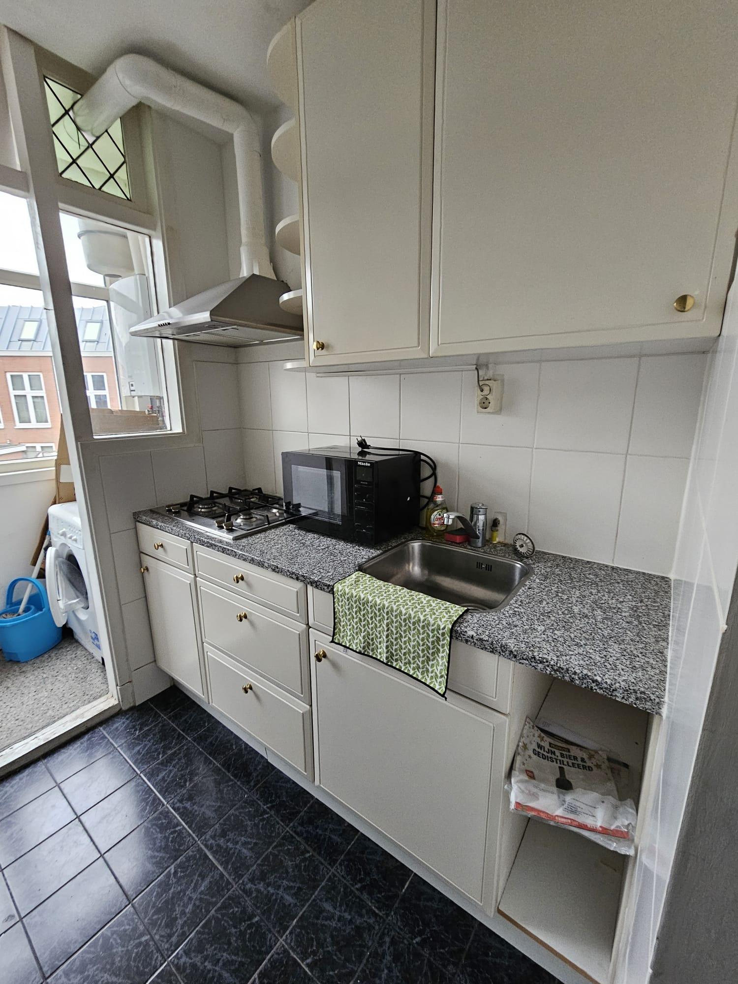 Kamer Rozenburgsestraat 14 A in Schiedam