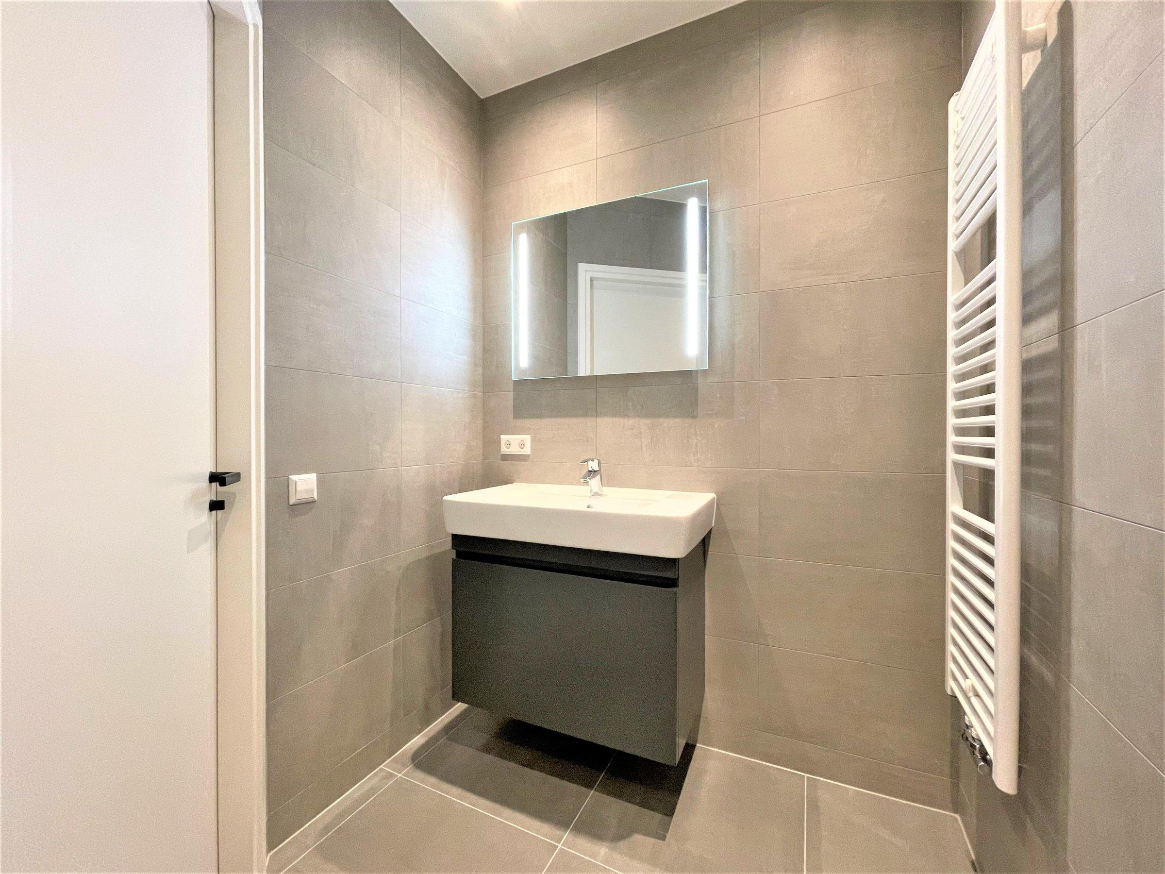 Woning te huur: Rijnstraat, Amsterdam