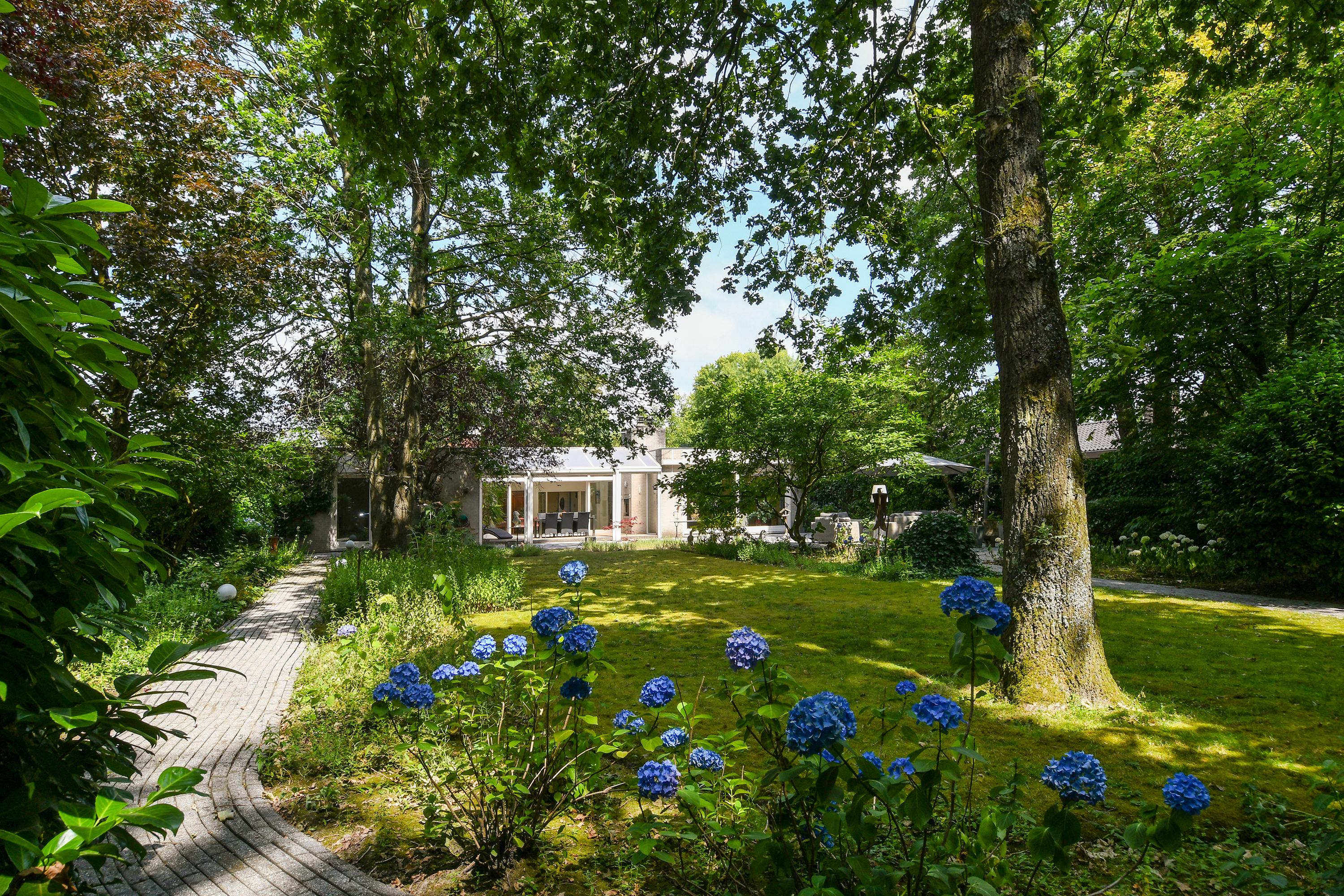 Vrijstaande woning te koop: Floresstraat 13, Eindhoven