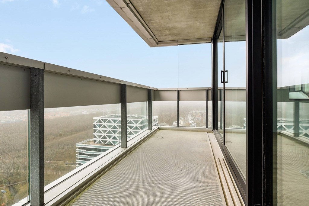 Te huur: Appartement Anna van Buerenplein 250 in Den Haag