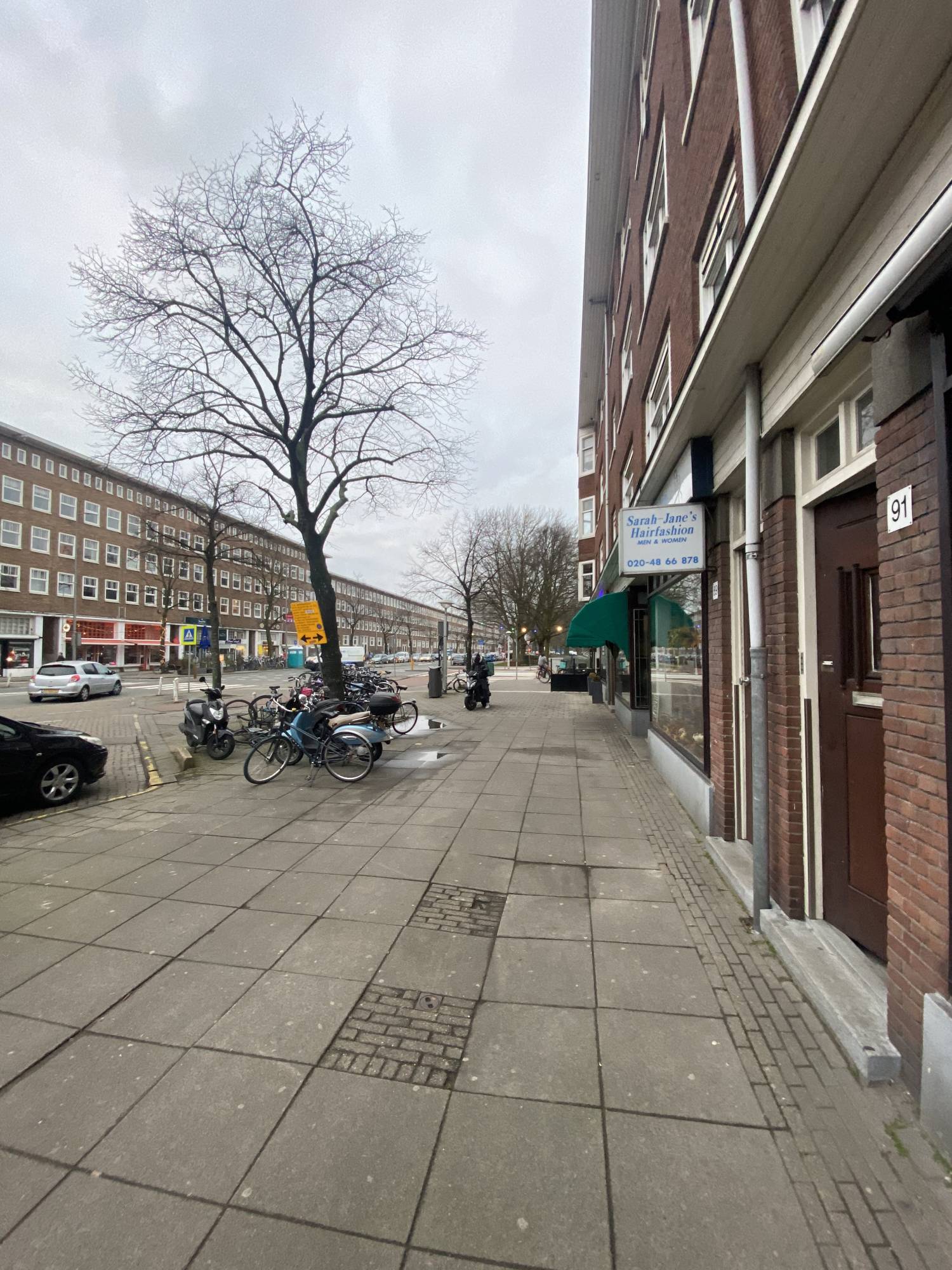 Appartement Bos en Lommerweg in Amsterdam