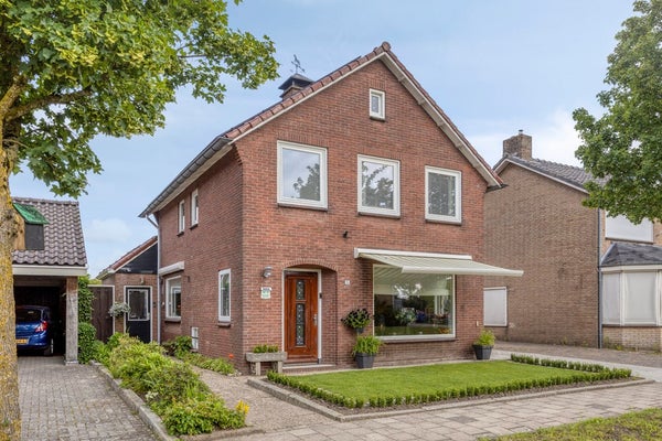 Huis Pastoor Knuifstraat 5 in Denekamp