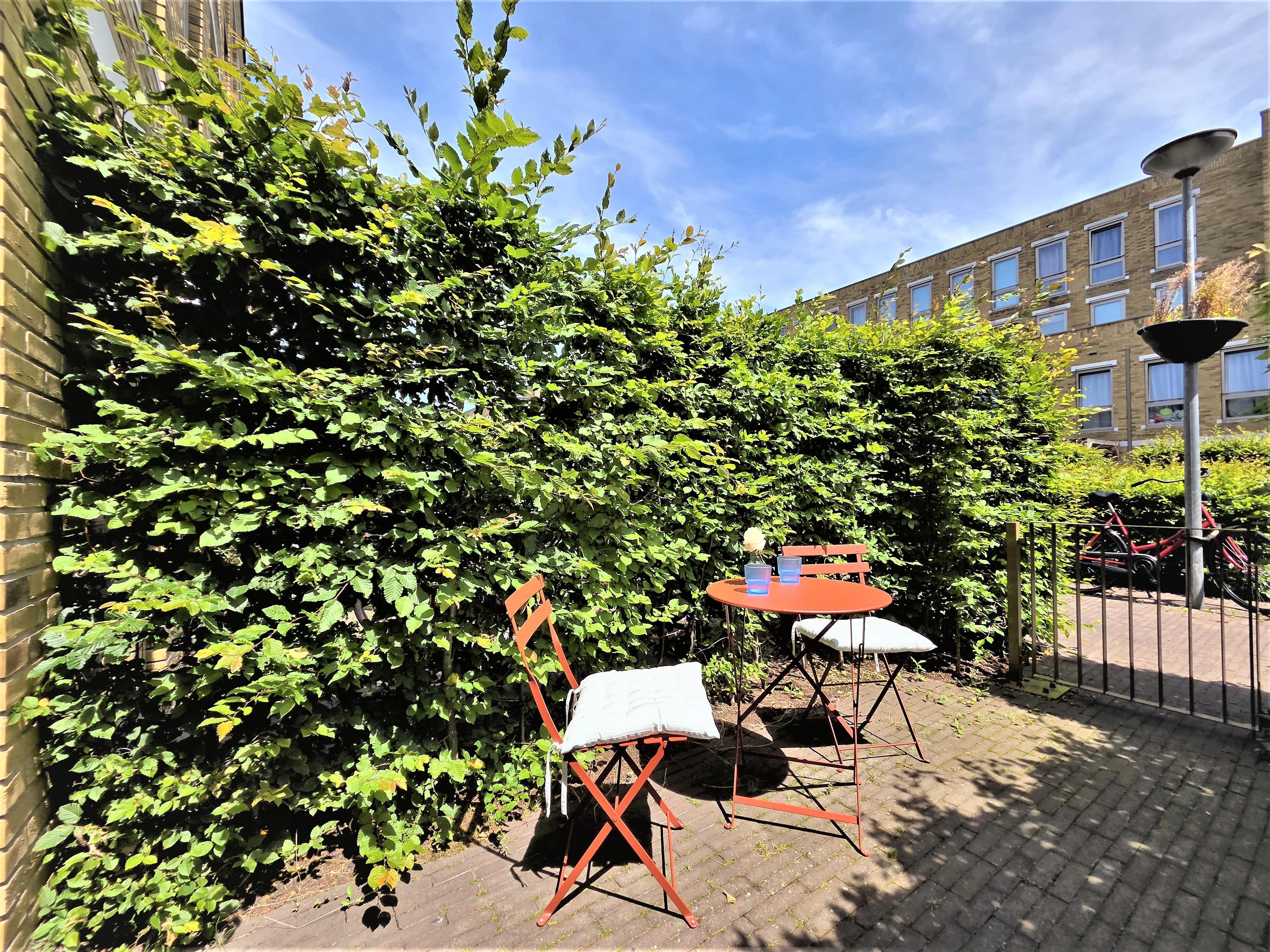 Woning te huur: Leeuwendalersweg, Amsterdam