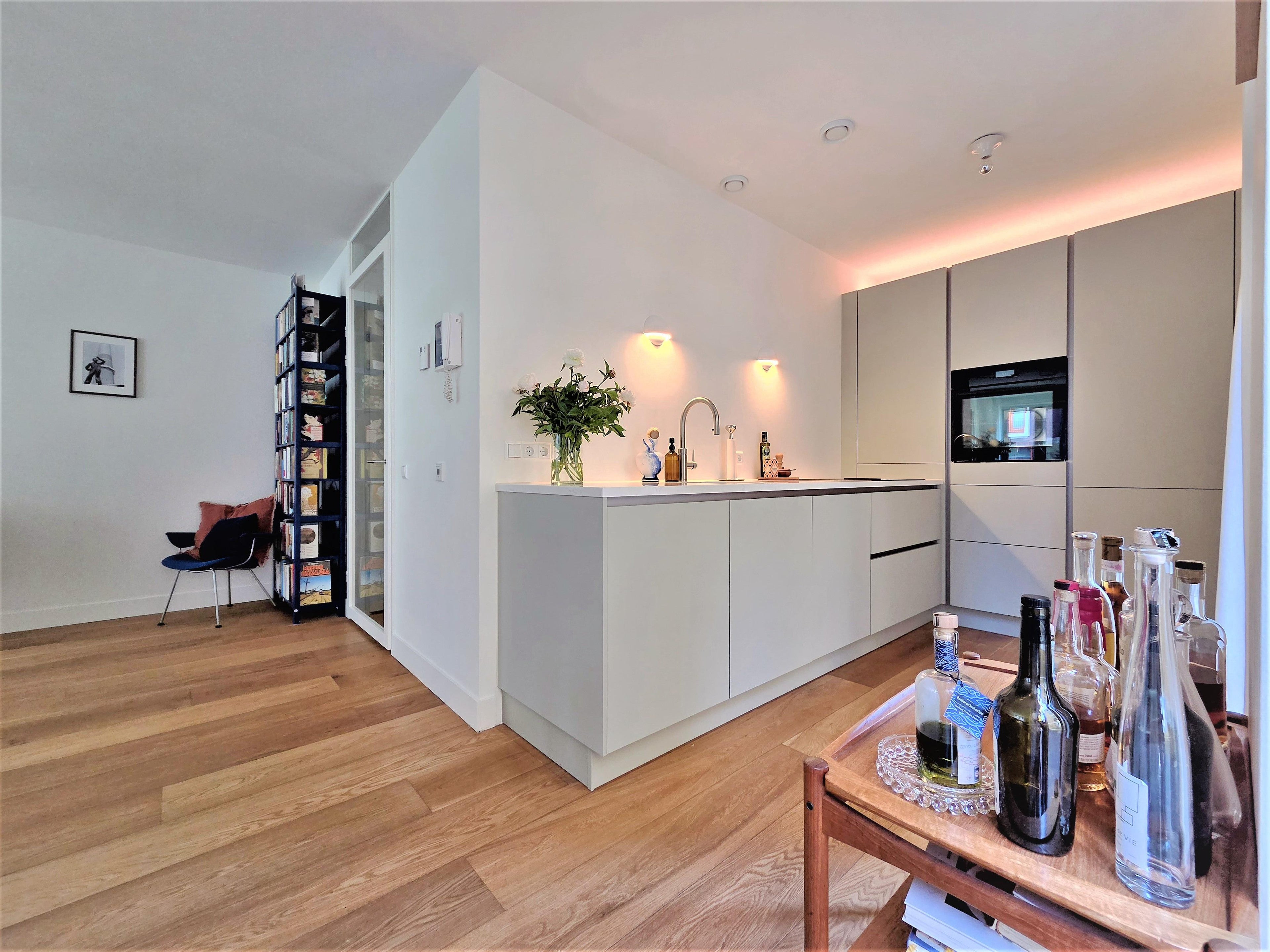 Woning te huur: Leeuwendalersweg, Amsterdam