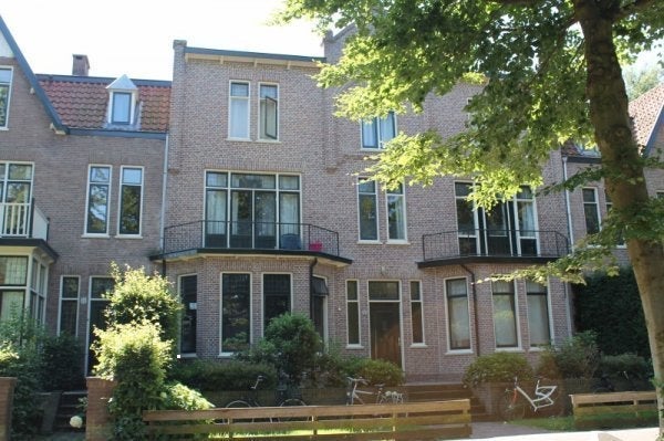 Te huur: Studio Brediusweg in Bussum