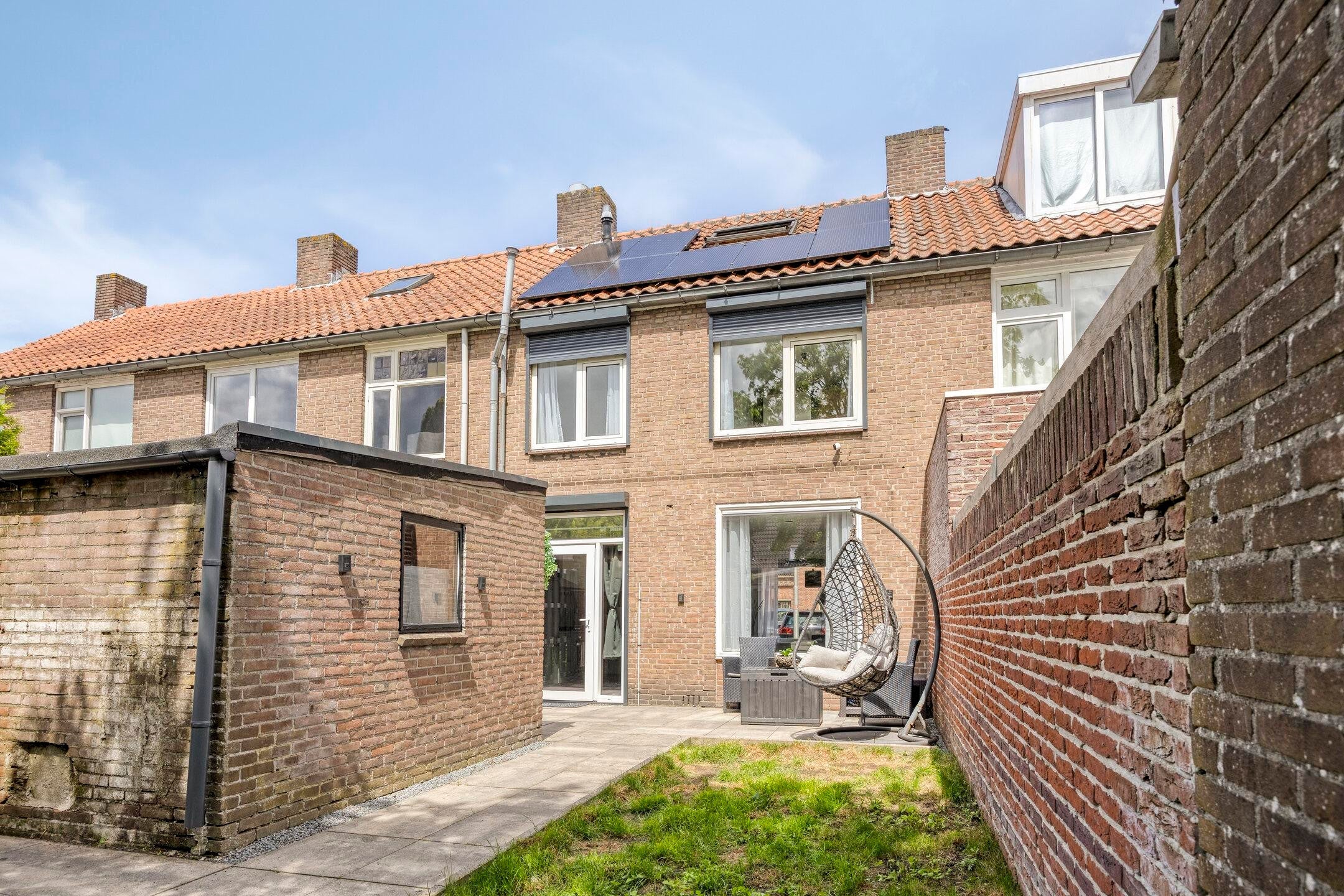 Huis Antillenplein 10 in Tilburg