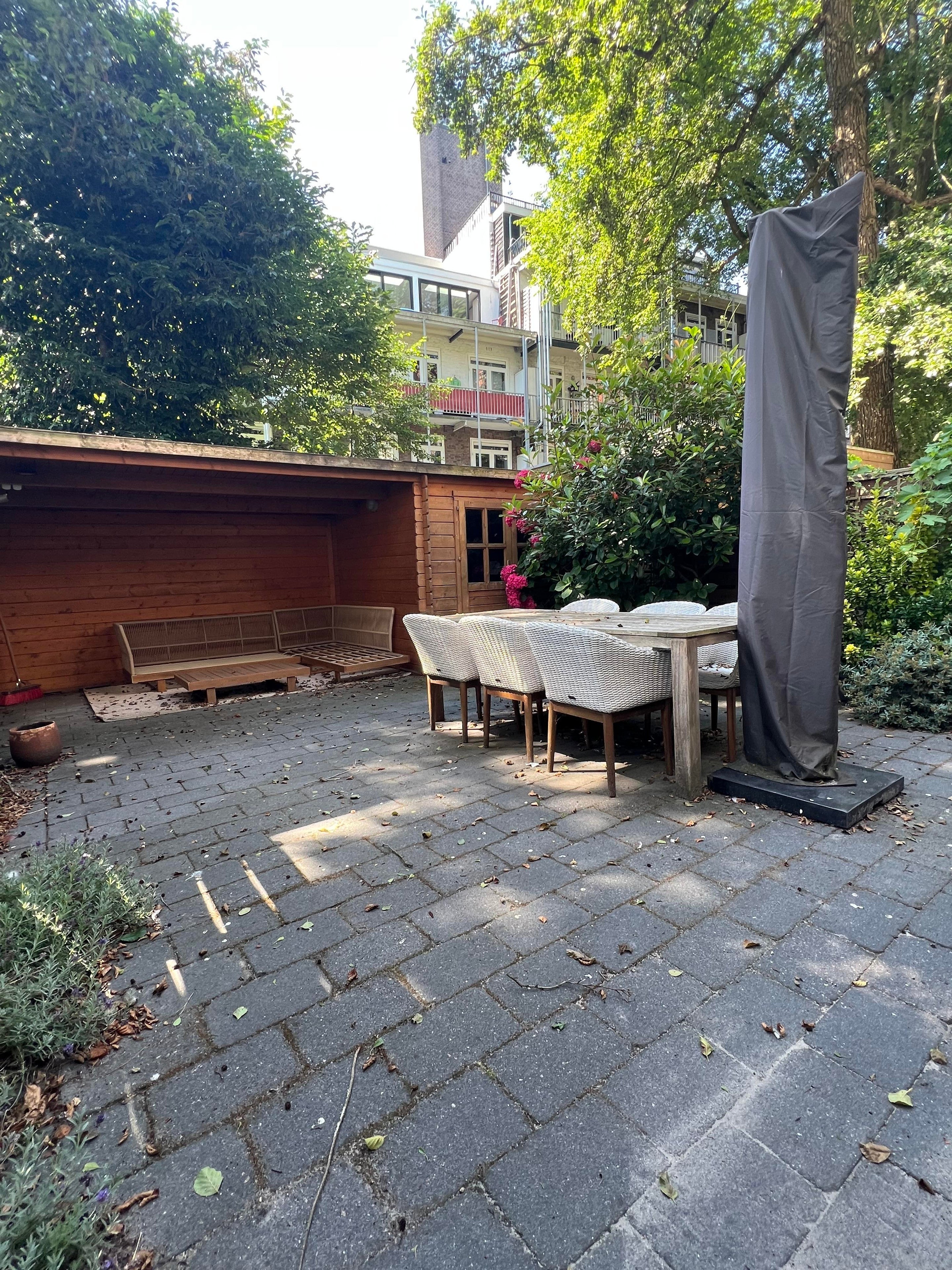 Woning te huur: Postjeskade, Amsterdam