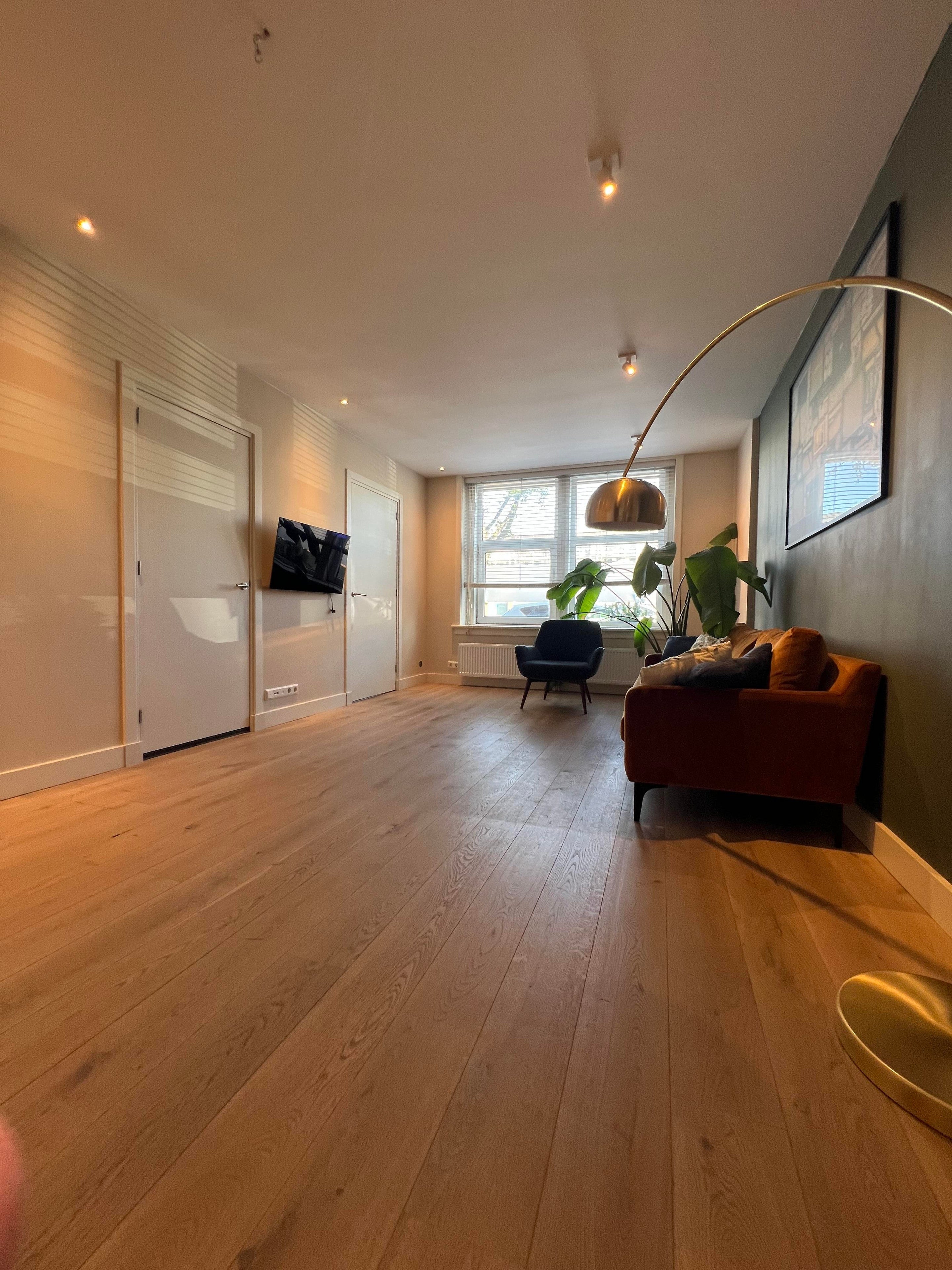 Woning te huur: Postjeskade, Amsterdam