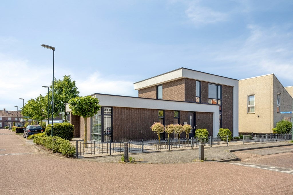 Vrijstaande woning te koop: Lange Kruisweg 1B, Veldhoven
