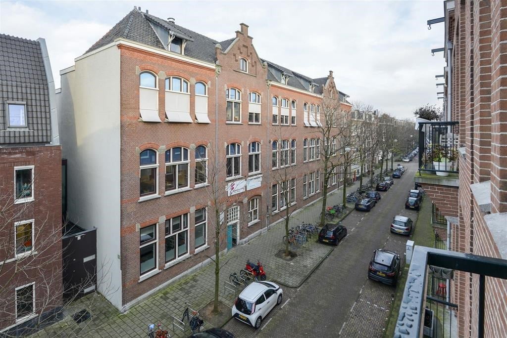 Rustenburgerstraat 443 3