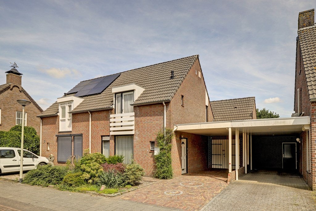 Huis Hazenpad 66 in Neerkant